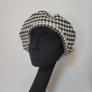 Elegant Houndstooth Beret in Black and White with More Colors